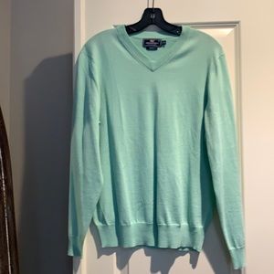 Men’s Vineyard Vines sweater